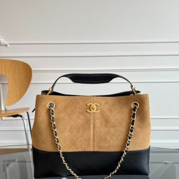 ✨✨chanel bags - Picture 2 of 8